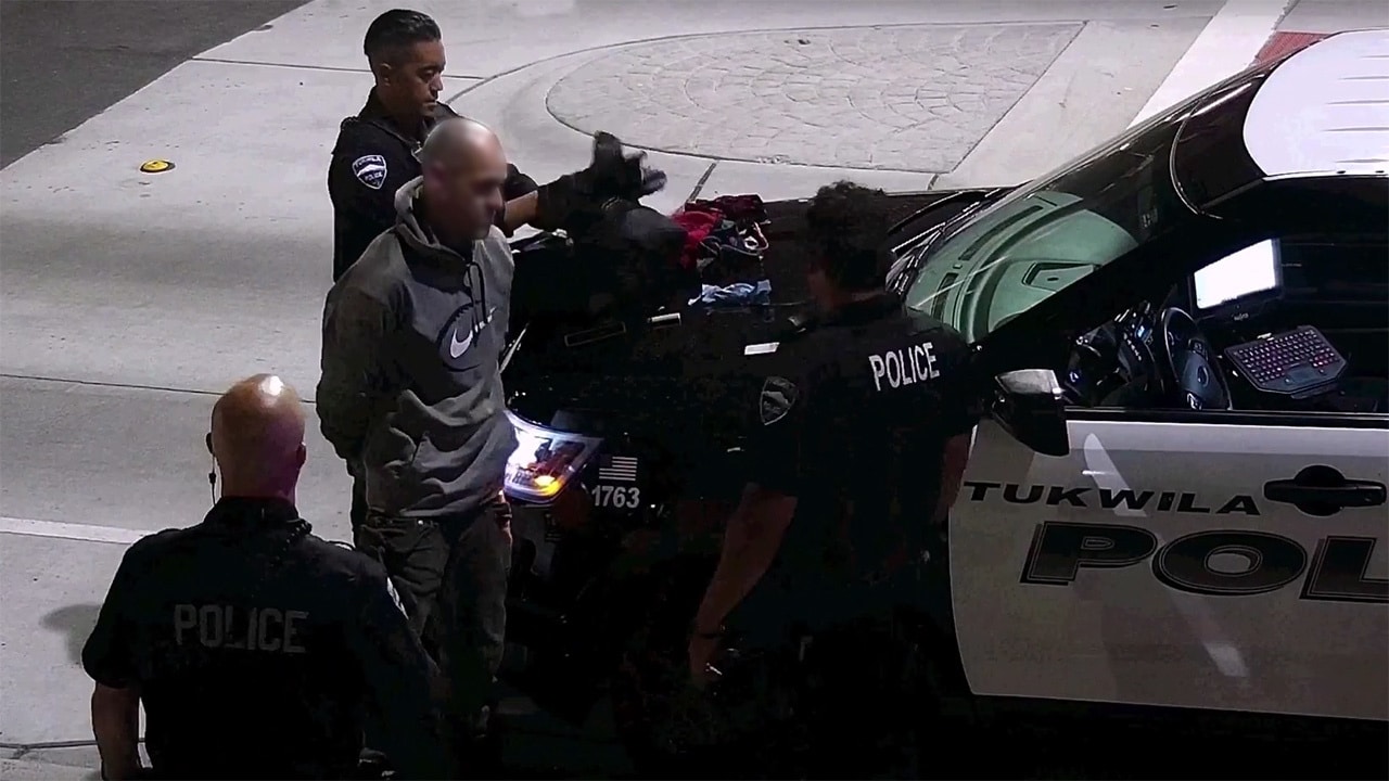 0918 CONST Aprehension v02