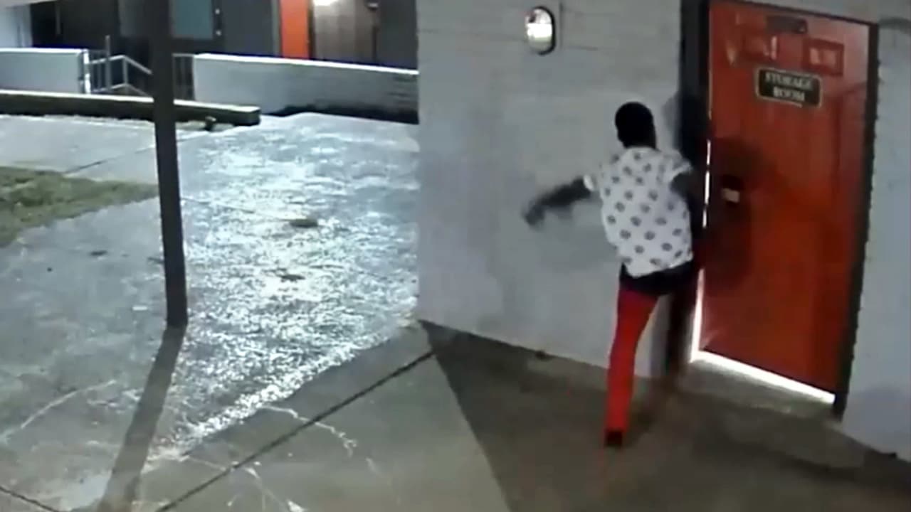 1219 APT Man vs Door listimag
