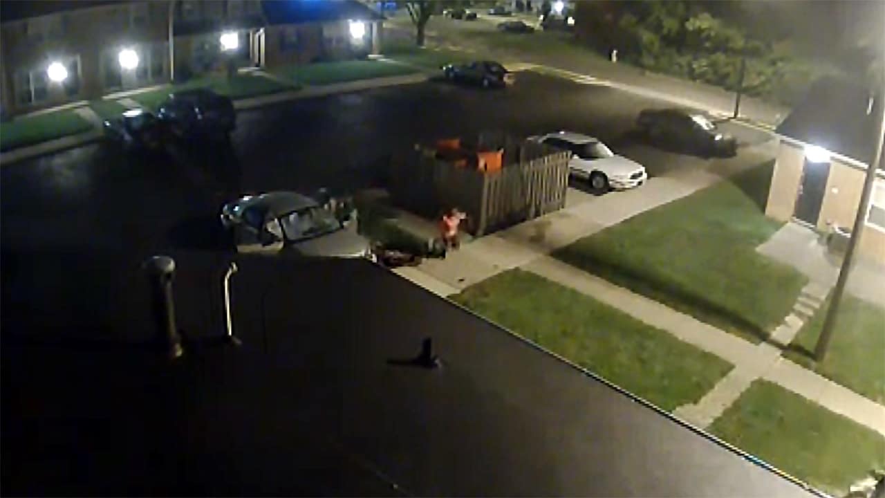 Aggressive Suspect Stabbed then Arrested