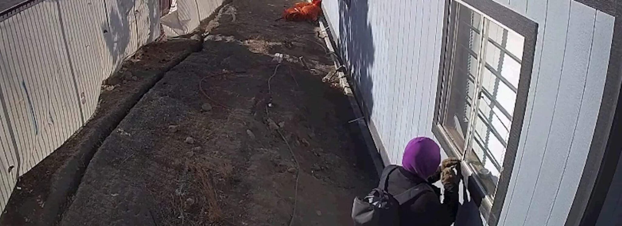 Construction Trailer Break In Hero scaled 1