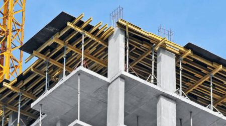 Newsletter Live Construction Surveillance Catches Fence Jumping Burglar hero scaled 1